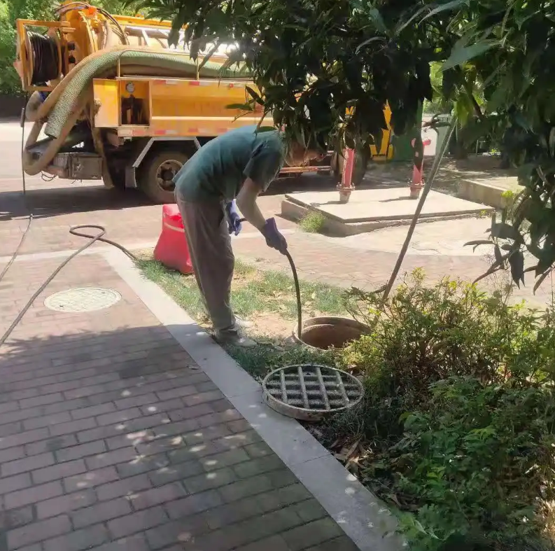 娄烦市政排污管道清淤疏通——专业团队，让您全程省心！